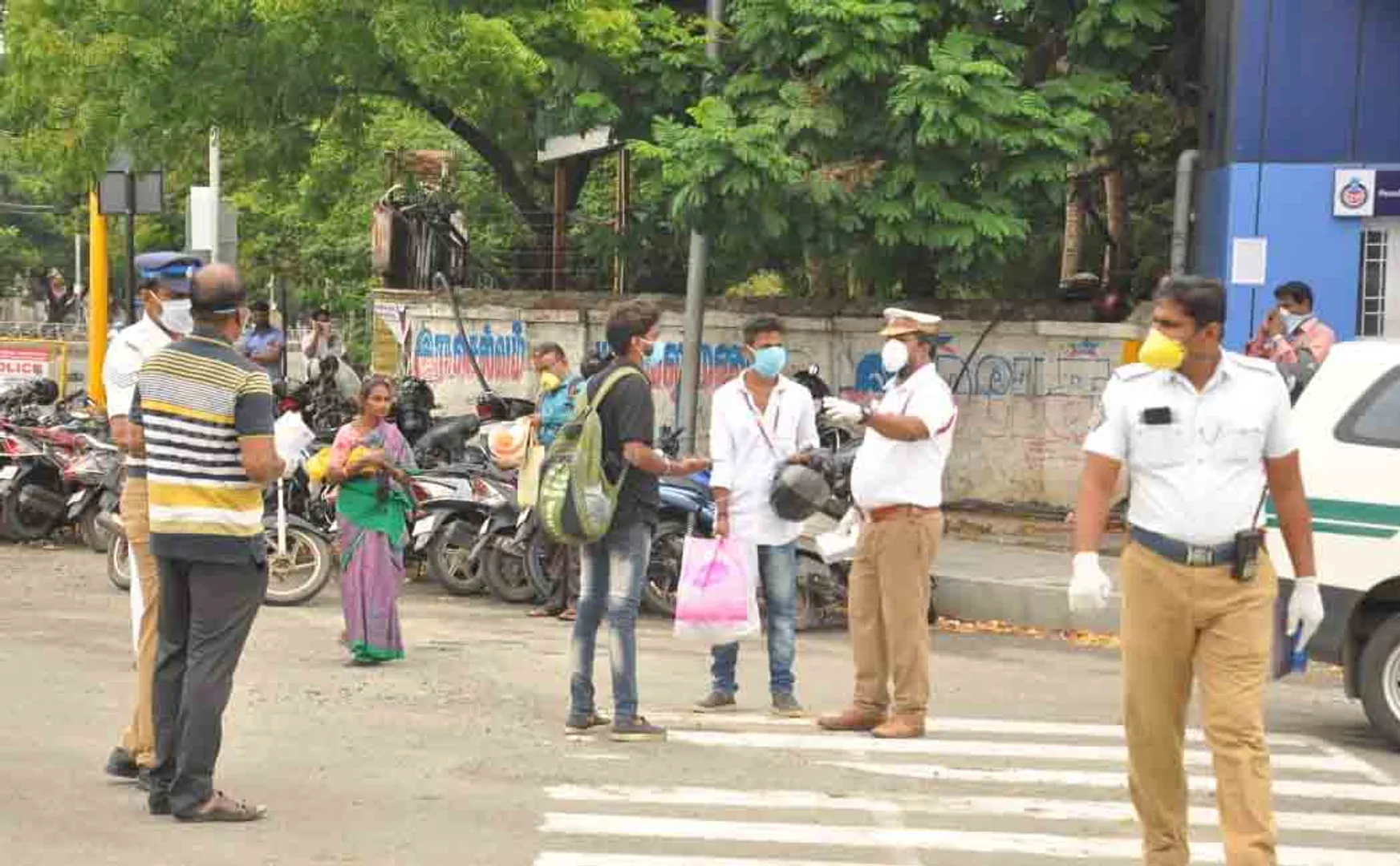 tamilnadu lockdown peoples police 